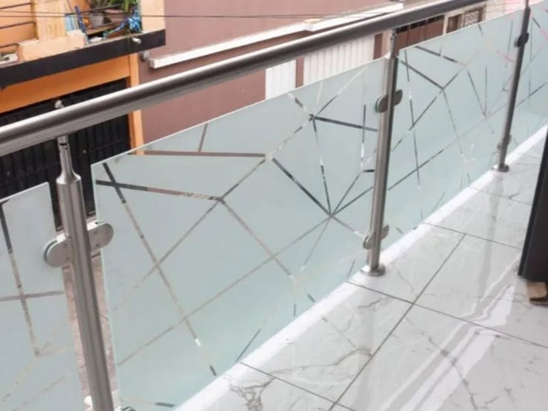 Steel & Glass Railing
